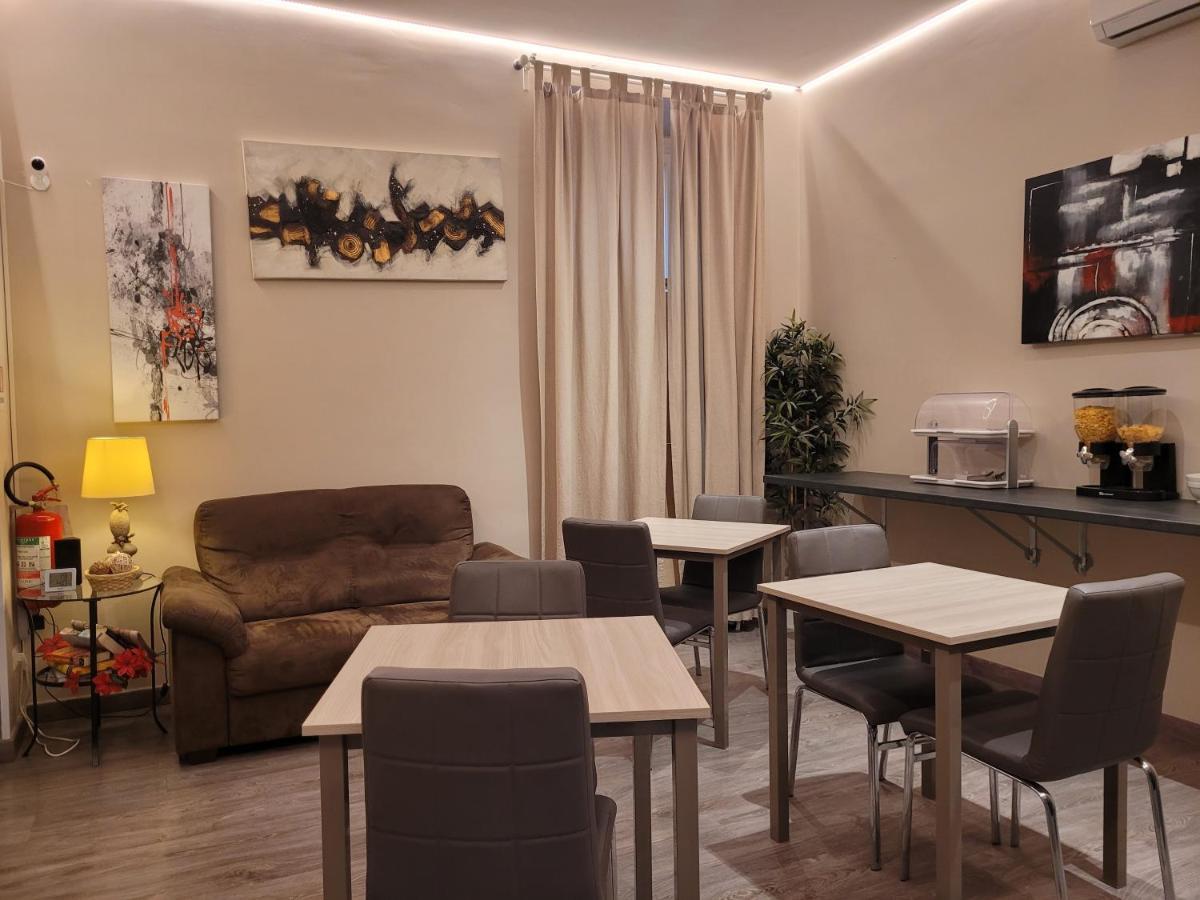 Romantic Dreams Sistina Guest House ภายนอก รูปภาพ