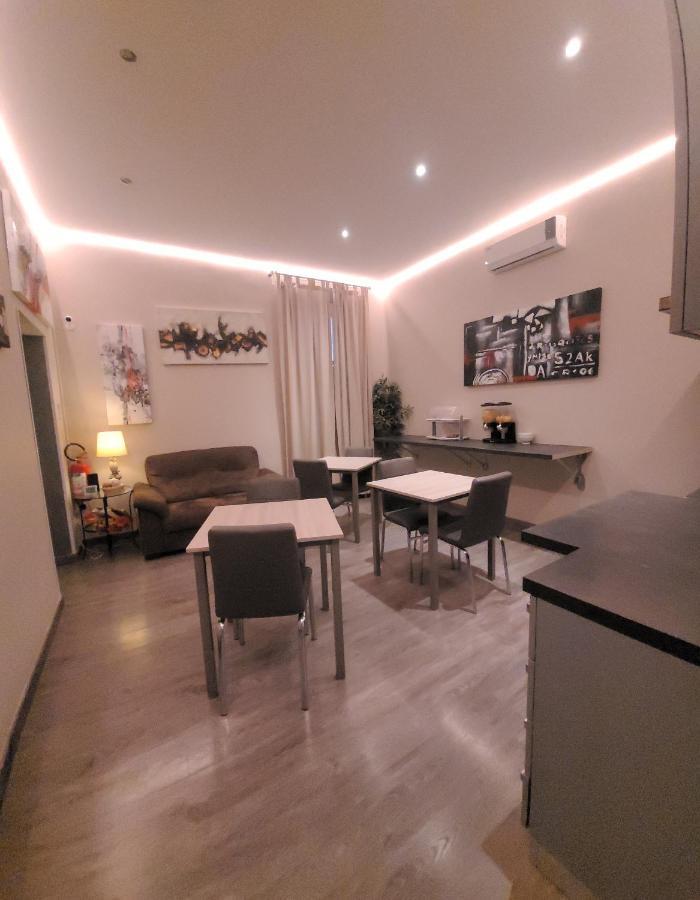 Romantic Dreams Sistina Guest House ภายนอก รูปภาพ