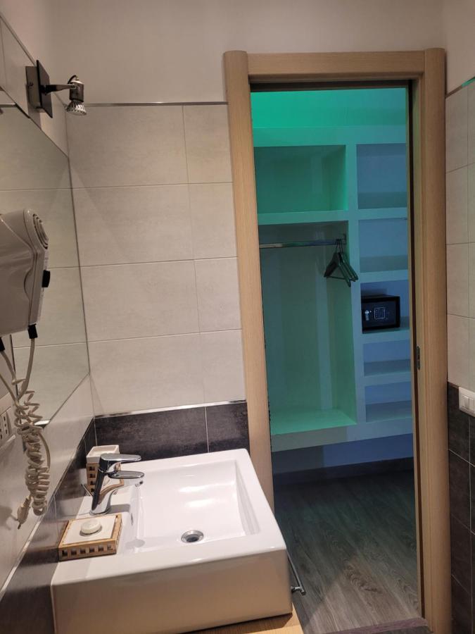 Romantic Dreams Sistina Guest House ภายนอก รูปภาพ