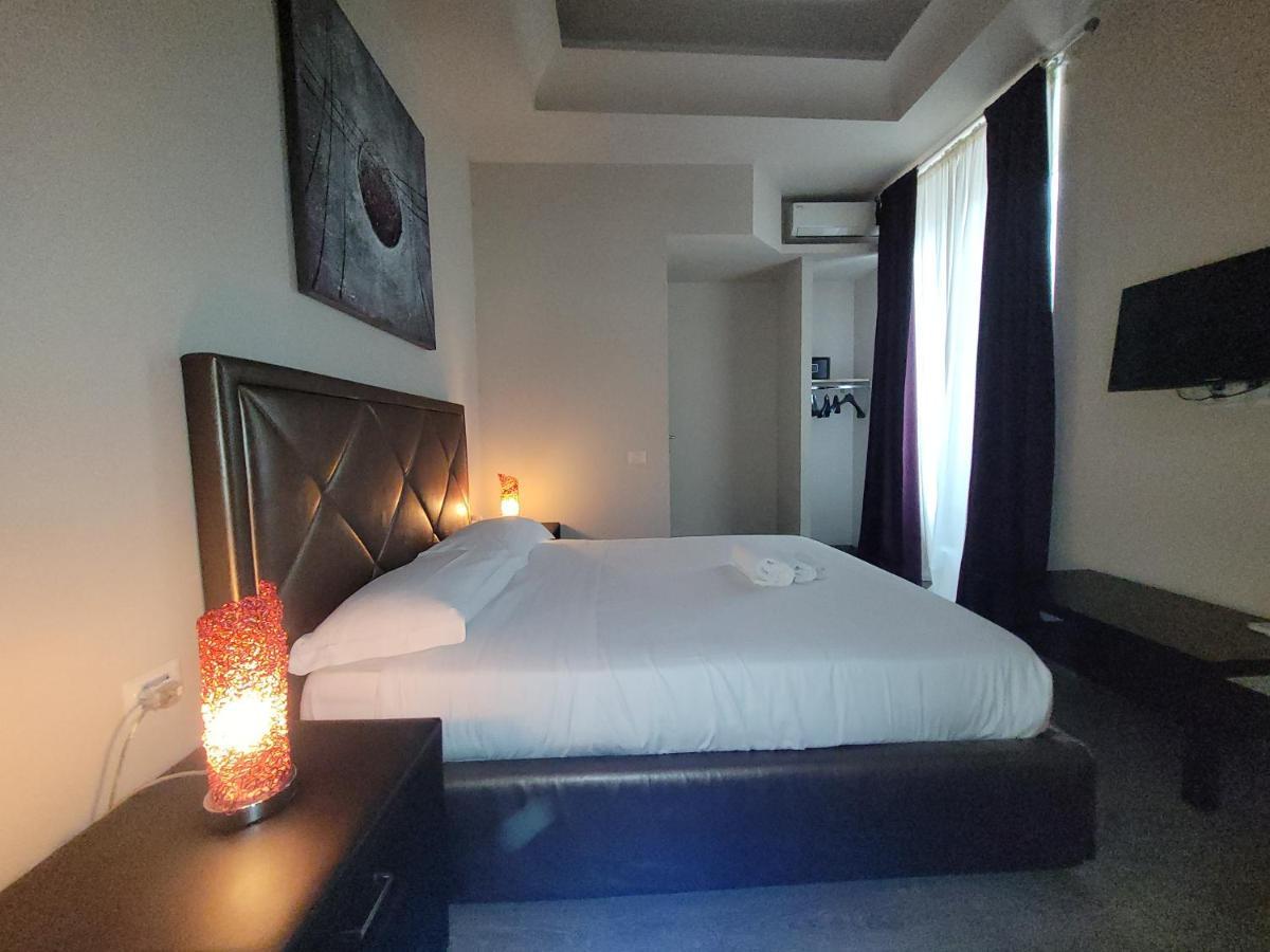Romantic Dreams Sistina Guest House ภายนอก รูปภาพ